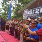 Gelaran Seni Tiban Penonton Mbludak, Polisi Humanis Bikin Tenang Penonton. (R Azzahra)