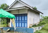 Foto : bangunan BUMDes Kerta Jaya yang mangkrak di desa Kerta Barat dok/ Bagiberita