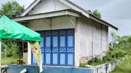 Foto : bangunan BUMDes Kerta Jaya yang mangkrak di desa Kerta Barat dok/ Bagiberita