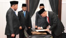 Pelantikan sejumlah pejabat baru.
