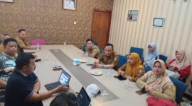 Pemerintah Kabupaten Sumenep membuka ruang kerja sama dengan Pemerintah Kabupaten Sampang melalui sektor komunikasi dan informatika.