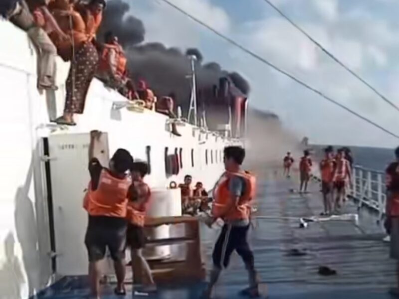 Peristiwa Kebakaran KMP Mutiara Sentosa 2.