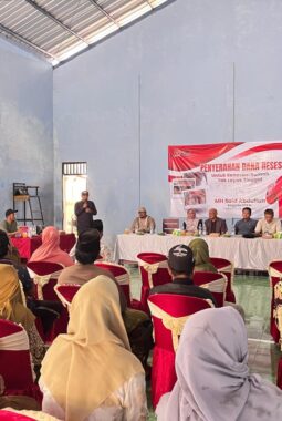 Said Abdullah Bantu Renovasi Rumah Warga Raas