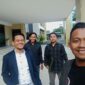 Sulaisi Abdurrazaq bersama rekan.